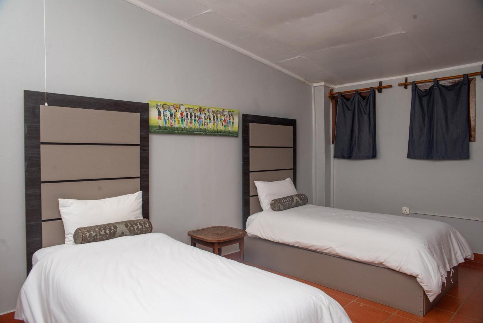 Sunbird Chintheche Hotel Nkhata Bay Buitenkant foto